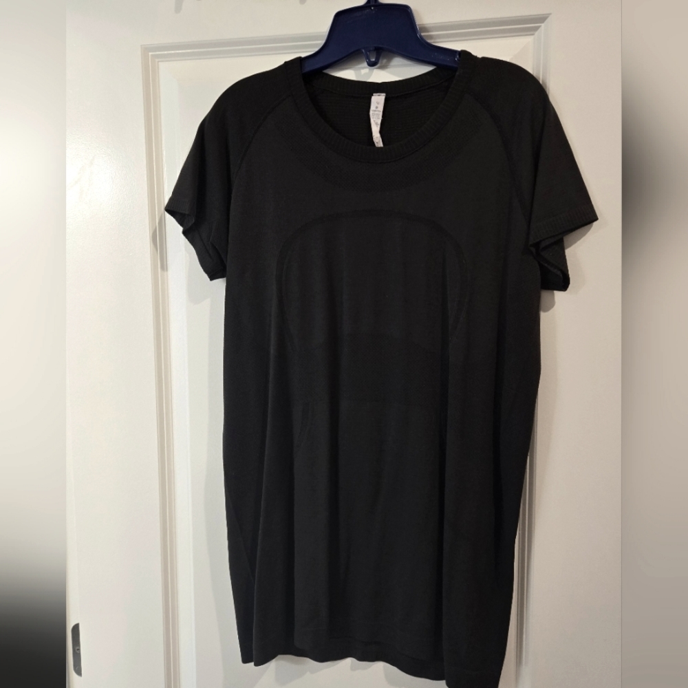 Lululemon Swiftly